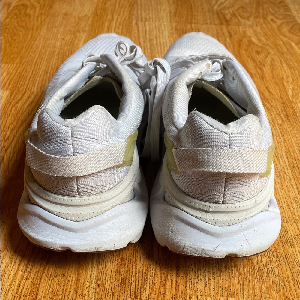 Hoka One One Elevon - Picture 4 of 10